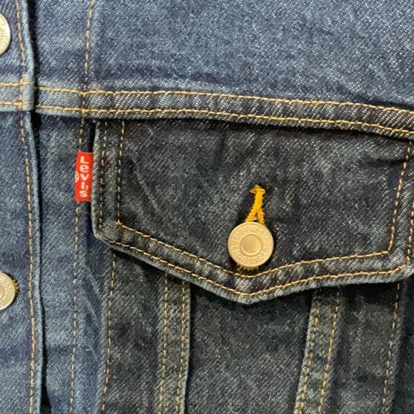 Levi’s Ex-Boyfriend Trucker Jacket Small - Picture 2 of 4